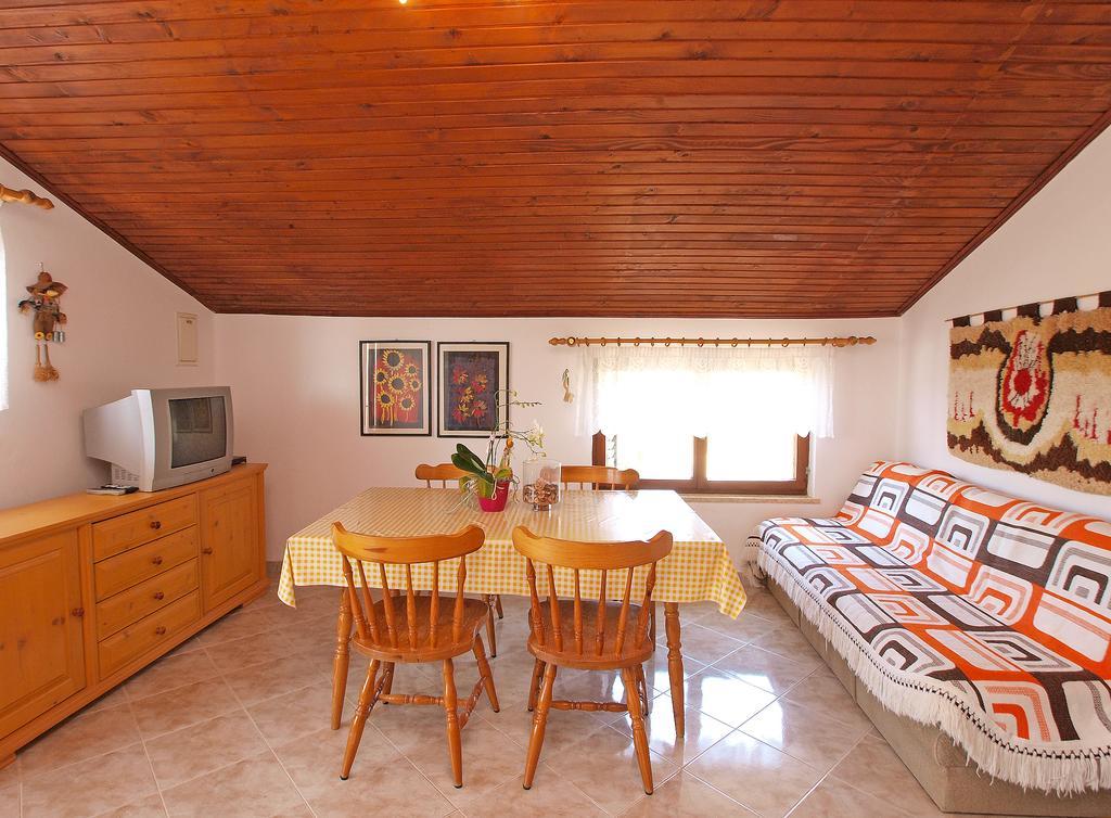 Apartment Vrcevan 895 Medulin Bagian luar foto