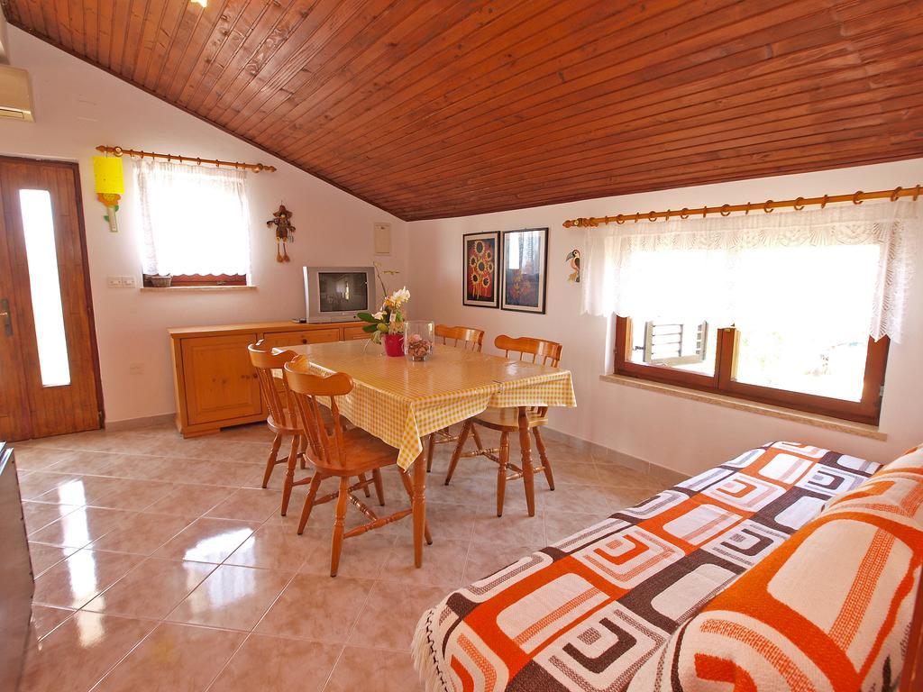 Apartment Vrcevan 895 Medulin Bagian luar foto